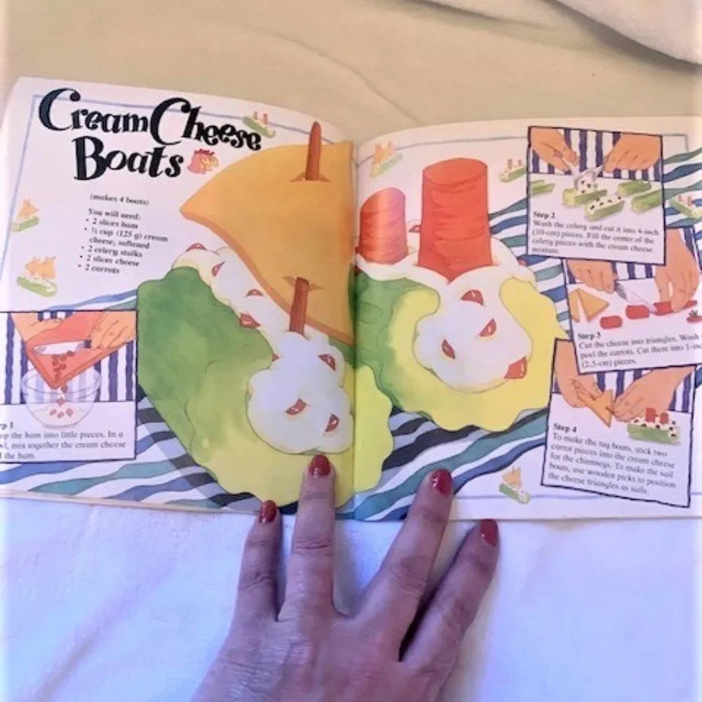 Set 2 Kid's Can Cook Cookbooks‎ - Picture 6 of 7